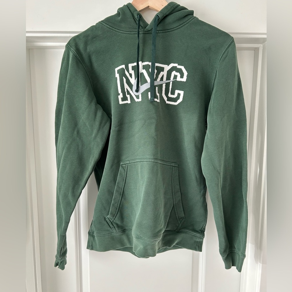 Nike Sportswear NYC Underground Pullover Hoodie